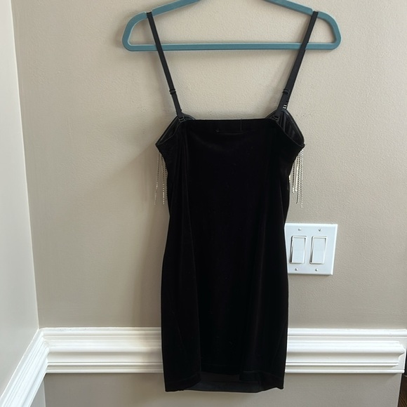 Forever 21 Jewel Fringed Black Velvety Mini Dress NWT Size Large - Picture 7 of 8